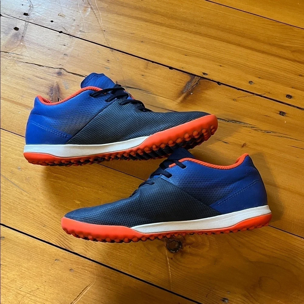 KIPSTA Agility 500 Turf Indoor Soccer Futsal Low Sneakers Shoes Youth 5 Unisex